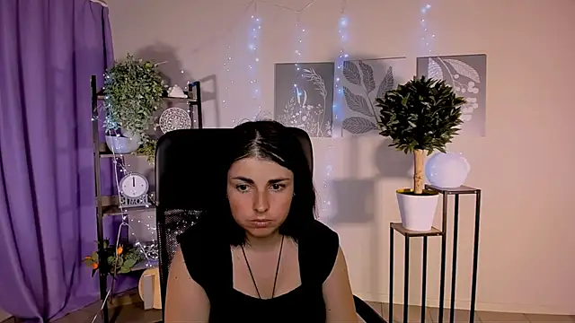 MartaEdams webcam