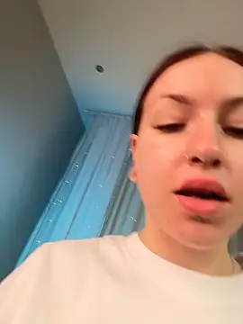 tattitude_ (F young) - Paddle kick boobs