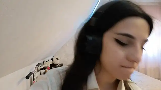 Blissmissataeses webcam