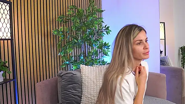 avril_cyrus (Ask my age) - Start the foreplay