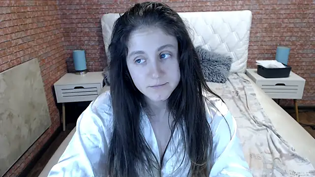 Holliy_Cooper webcam