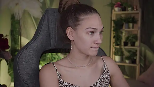 Sweet_Emilya webcam