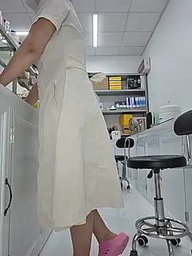 HinaLovely live sex cam