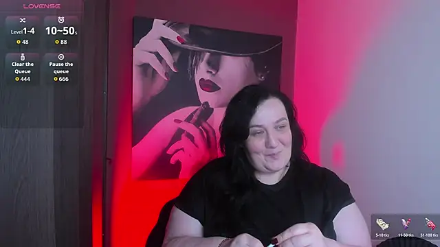 QueenOfHaze webcam