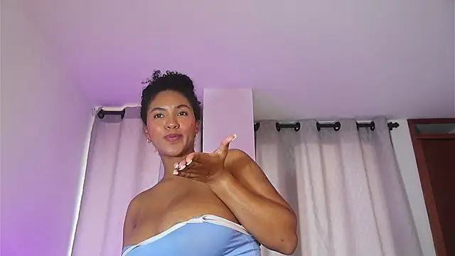 Mia_sweet80 webcam