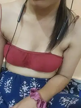CuteSarikaLIVE webcam