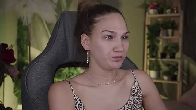 Sweet_Emilya webcam
