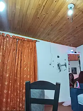 keila_j webcam