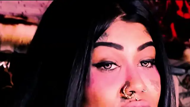 indian_dreamgirl webcam