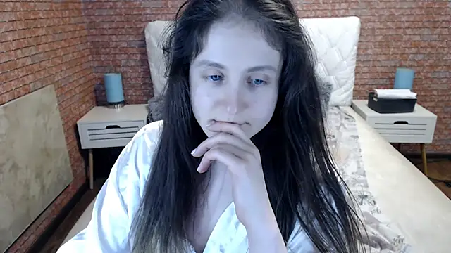 Holliy_Cooper webcam