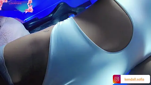 Sophiaa_doll_ webcam