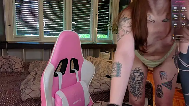 Alisa_Dfm webcam