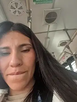 Annitarogers_ webcam