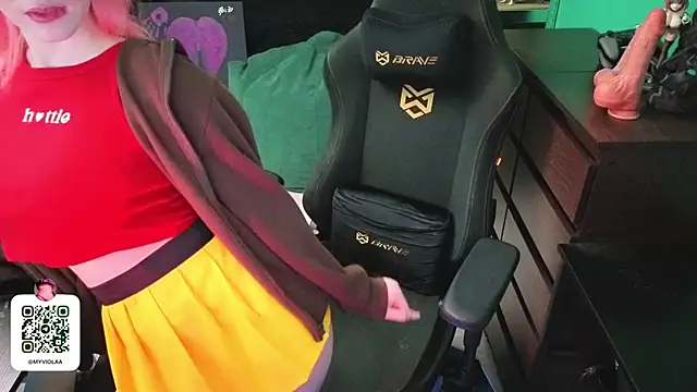 Maya_Viola webcam