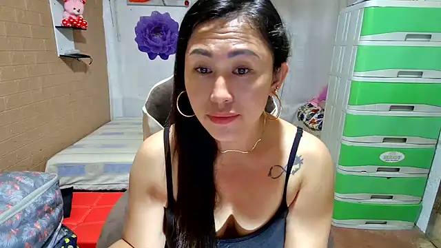Filipina_Desire webcam