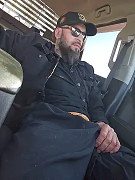 Beardedtattood live sex cam