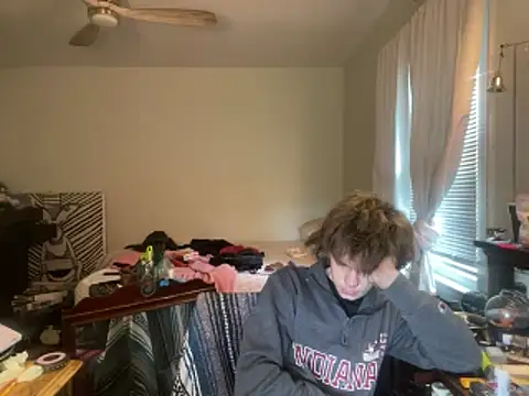 xanderozzz (M young) - Show off my beloved ass