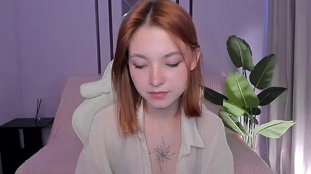 New_Web_Girl webcam
