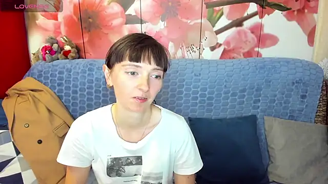 TayanaJons webcam
