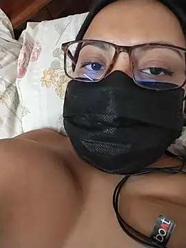 BubblePopQueen webcam