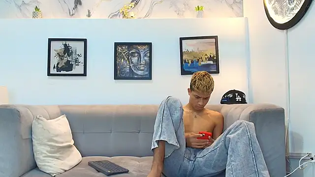 GOLD_BOYS webcam