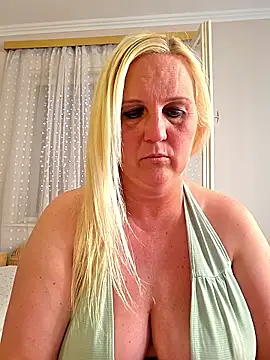 Mayci1984 webcam