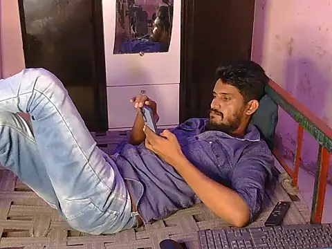 HotXKrish webcam