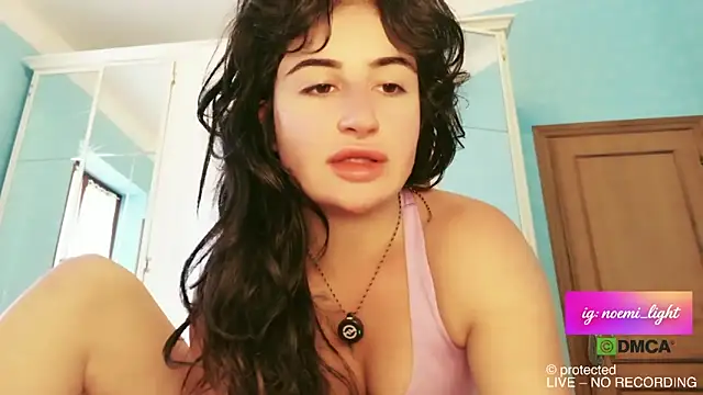DeaAthena webcam