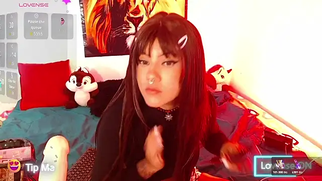 Divinejewel69 webcam