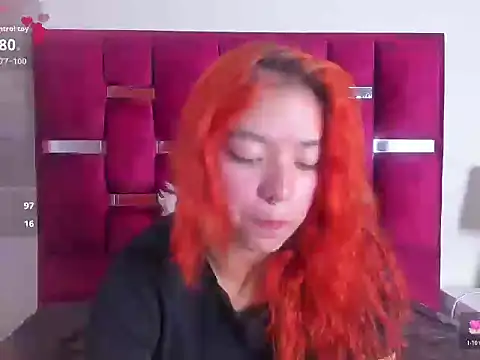 KayleeMei webcam