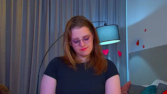 AlexaAvery webcam