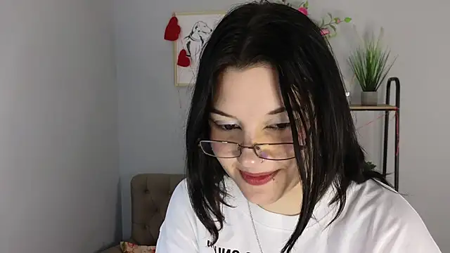 veronica_mckinney - Veronica_McKinney's free webcam - UK Sex Cams