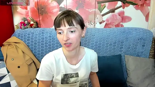 TayanaJons webcam