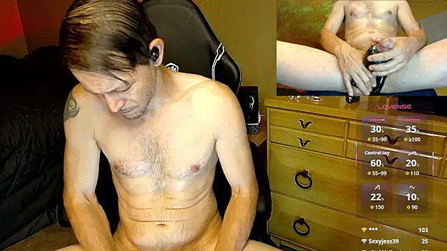 MasterForgedRayy webcam
