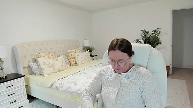 Vika73 webcam