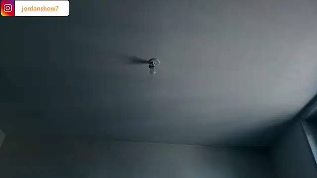 JordanShow webcam
