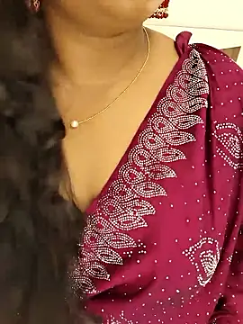 Cutee_Amrita webcam