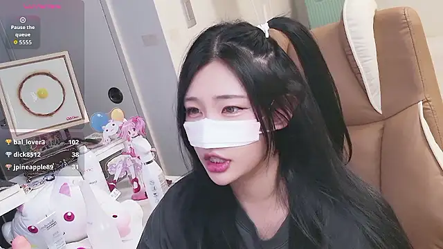 Milk_Sola webcam