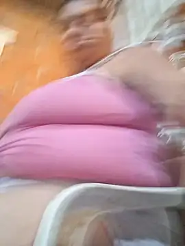 Juli_Powl webcam