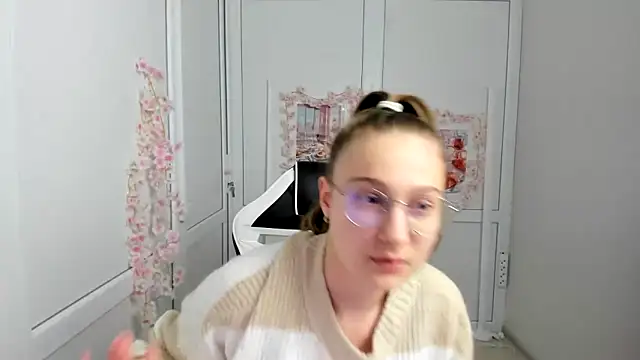 Mia_kristal webcam