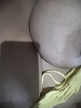 yasminn75 webcam