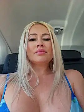 MILFBARBY live cam