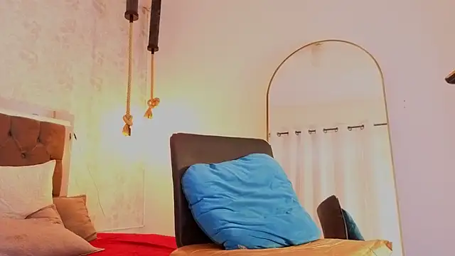 dave_eliot (M twink) - play with foreskin x5min