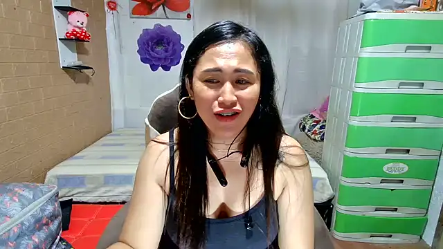 Filipina_Desire webcam