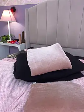 Lolagolden1 webcam