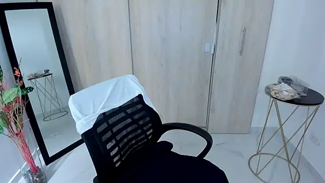 Adele_Sweett webcam