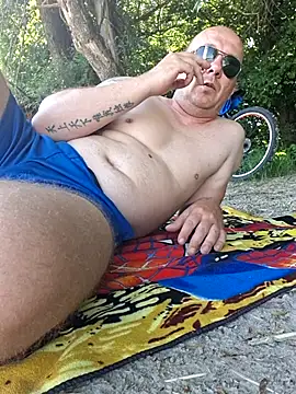 belibeli390 - Belibeli390's free webcam - UK Sex Cams