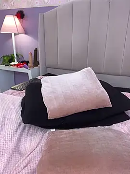 Lolagolden1 webcam