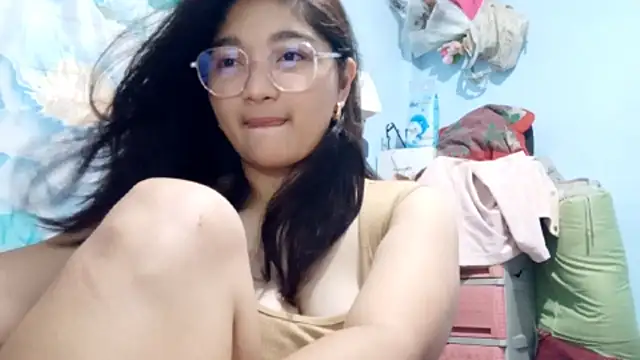 AlluringBabe webcam