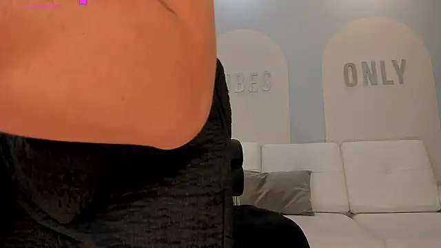BiancaPierce webcam